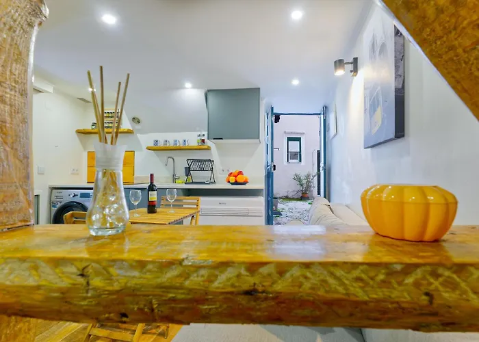 Alfama Apartamento *